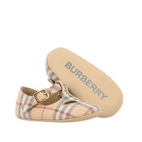 The Ultimate Guide to Burberry Shoes for Toddlers: Comfort, Style, and Sophistication