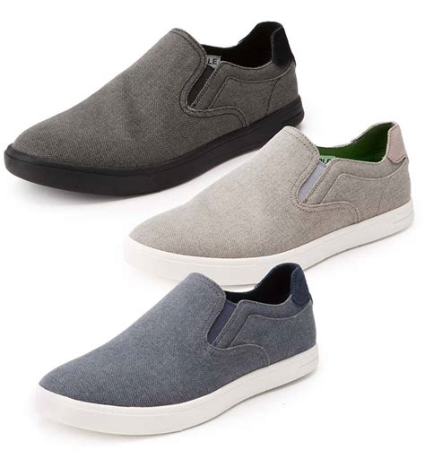 The Ultimate Guide to Canvas Slip-On Sneakers for Men: Comfort, Style, and Versatility