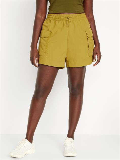 The Ultimate Guide to Cargo Shorts for Women: Enhancing Utility and Style