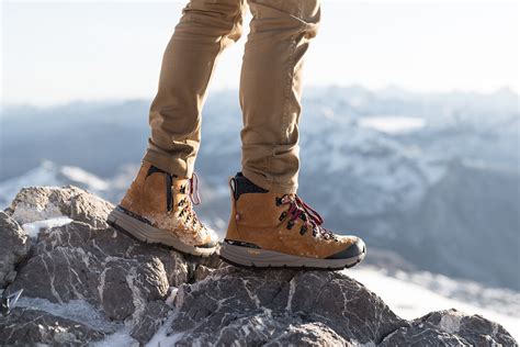 The Ultimate Guide to Choosing Men's Winter Walking Boots