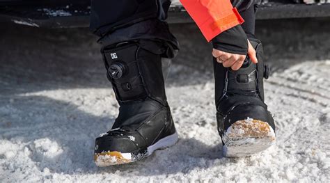 The Ultimate Guide to Choosing the Perfect Snowboard Shoes