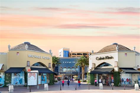 The Ultimate Guide to Citadel Outlets: A Shopper's Paradise in Commerce, CA