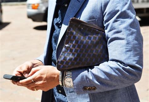 The Ultimate Guide to Clutch Bags for Men: A Manifesto of Style and Sophistication