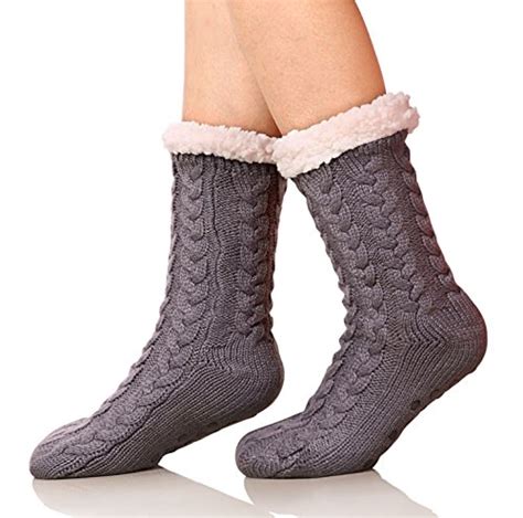 The Ultimate Guide to Cozy and Stylish Slipper Socks for Women