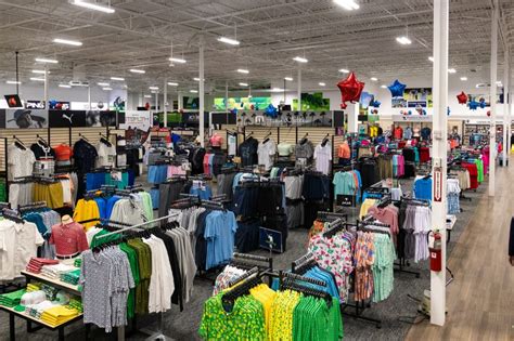 The Ultimate Guide to E-commerce Category Management for PGA TOUR Superstore