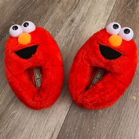 The Ultimate Guide to Elmo Slippers: Comfort and Joy for Every Foot