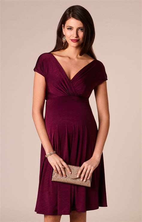 The Ultimate Guide to Find the Perfect Maternity Party Dress