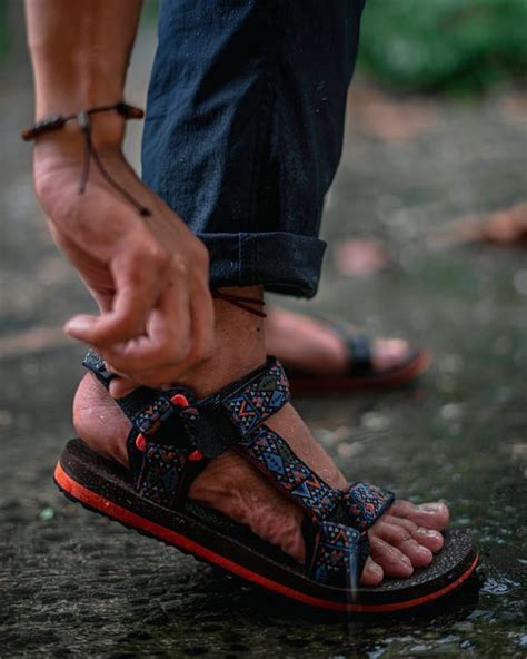 The Ultimate Guide to Finding the Perfect Pair of Fisherman Sandals for Men