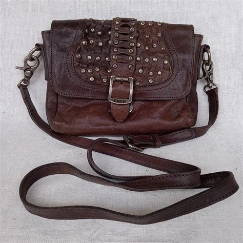 The Ultimate Guide to Frye Crossbody Handbags: Style, Functionality, and Durability in One