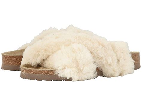 The Ultimate Guide to Fuzzy Sandals: Comfort and Coziness at Your Feet