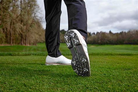 The Ultimate Guide to Golf Cleats: Enhancing Performance and Foot Health