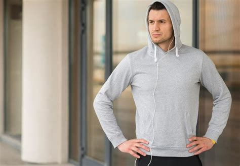 The Ultimate Guide to Gym Hoodies: Stay Warm, Comfortable, and Stylish During Your Workouts