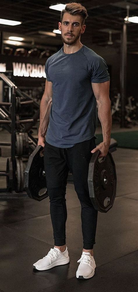 The Ultimate Guide to Gym Outfits for Guys: