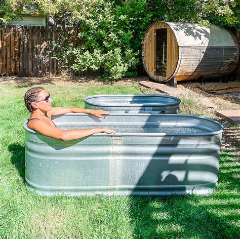 The Ultimate Guide to Ice Bath Tubs: Immersion Therapy for Recovery, Well-being, and Peak Performance