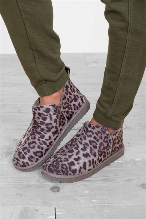 The Ultimate Guide to Leopard Print UGGs: Style, Comfort, and Everything You Need to Know