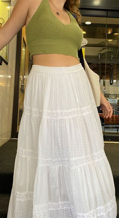 The Ultimate Guide to Long White Flowy Skirts: How to Style, Clean, and Accessorize