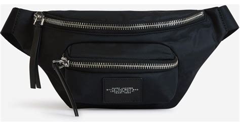 The Ultimate Guide to Marc Jacobs Fanny Packs: A Statement Accessory with Unparalleled Versatility