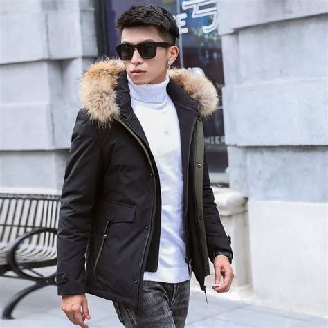 The Ultimate Guide to Men's Parkas: Stay Warm and Stylish in Freezing Temperatures