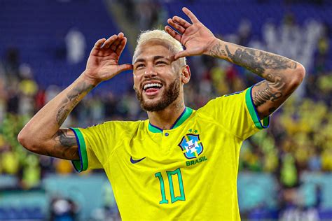 The Ultimate Guide to Neymar's Legendary Jersey: Performance, Styles, and Legacy