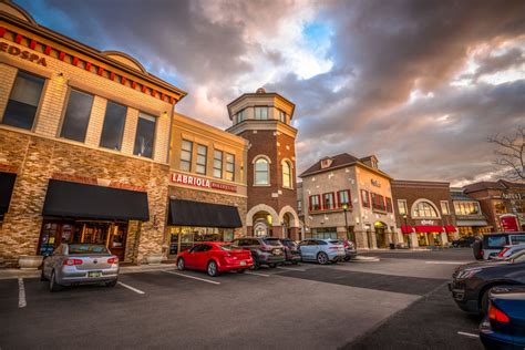 The Ultimate Guide to Oak Brook Shopping: A Haven for Luxury, Value, and Convenience