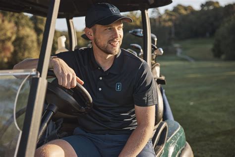 The Ultimate Guide to PGA Tour Clothing: Style and Performance on the Greens