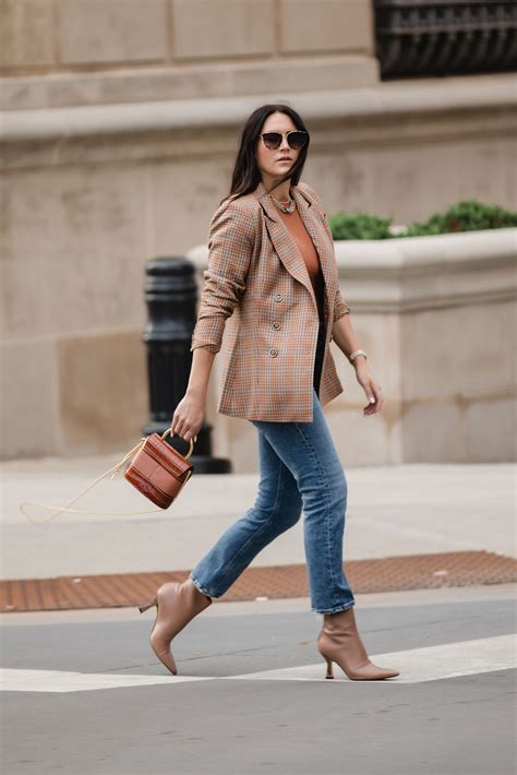 The Ultimate Guide to Plaid Blazers for Women: Elevate Your Style with Timeless Charm