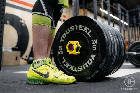 The Ultimate Guide to Powerlifting Shoes: Enhancing Performance and Safety