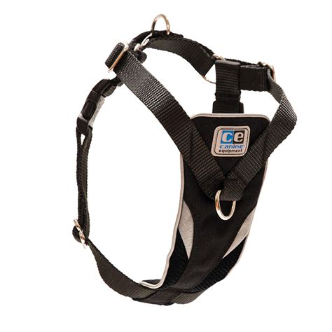 The Ultimate Guide to Pulling Harnesses for Dogs: Control and Comfort for Active Canines