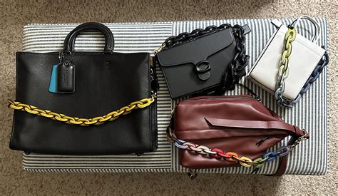 The Ultimate Guide to Purses with Straps: Style, Functionality, and Versatility