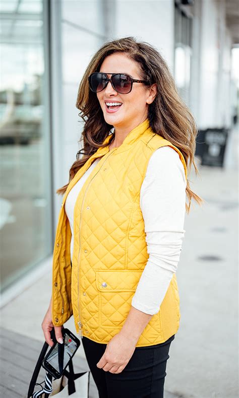 The Ultimate Guide to Quilted Vests for Women: Stay Warm and Stylish