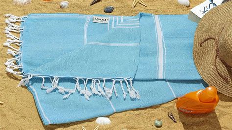 The Ultimate Guide to Selecting and Using the Perfect Large Beach Towels