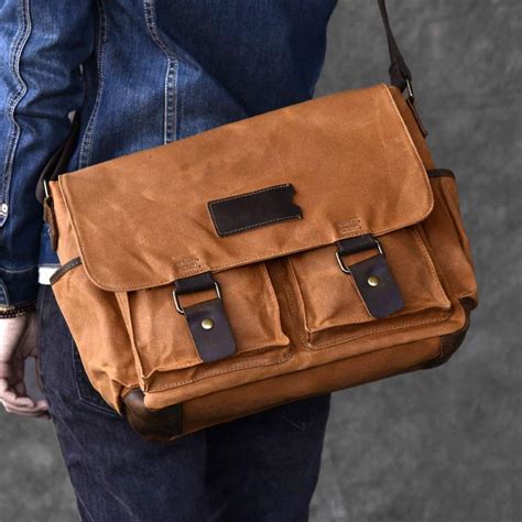 The Ultimate Guide to Side Bags for Men: Functionality, Style, and Beyond