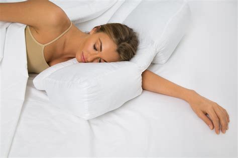 The Ultimate Guide to Side Pillows: Comfort, Support, and Better Sleep