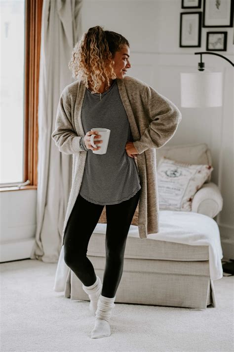 The Ultimate Guide to Stayin' Cozy: Sweatpants and Sweatshirts for the Ultimate Comfort Zone