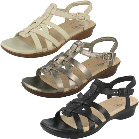 The Ultimate Guide to Strappy Sandals: Style, Comfort, and Endless Possibilities