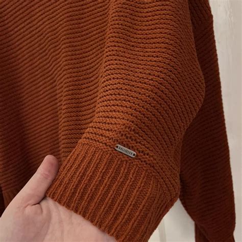 The Ultimate Guide to Styling the Burnt Orange Jumper: A Warm and Inviting Hue