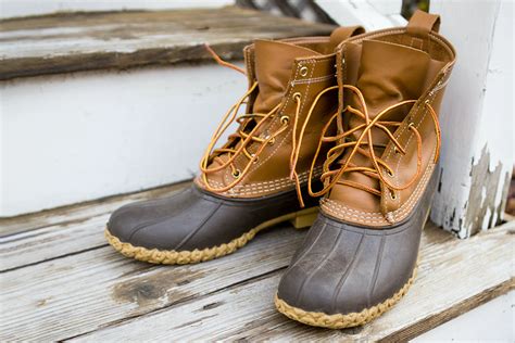 The Ultimate Guide to Stylish and Practical Men's Duck Boots