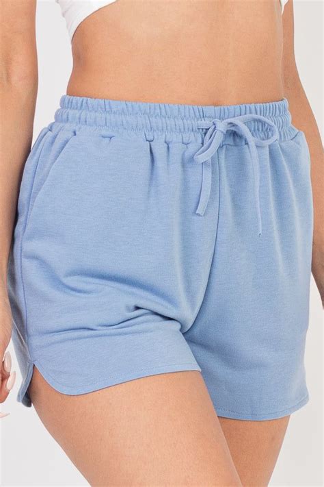 The Ultimate Guide to Terry Shorts: Comfort, Style, and Functionality