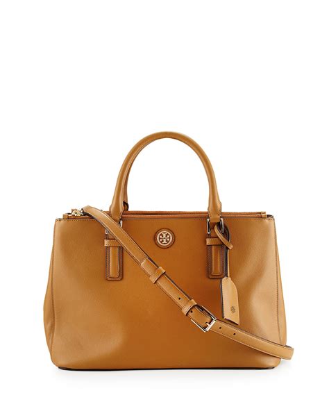 The Ultimate Guide to Tory Burch Small Bags: Style, Functionality, and Timeless Charm