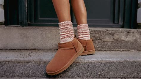 The Ultimate Guide to Wearing UGGs with Socks: A Cozy and Stylish Delight