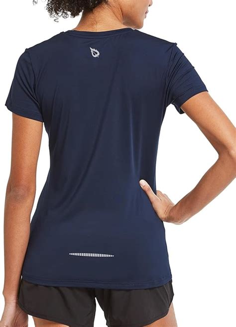 The Ultimate Guide to Women's Athletic Shirts: Empowering Your Active Lifestyle