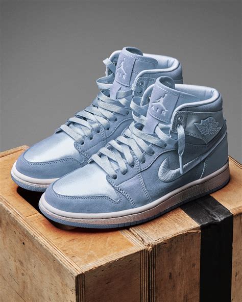 The Ultimate Guide to Women's Jordan 1 Shoes: Step into Style and Comfort