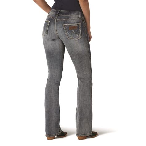 The Ultimate Guide to Wrangler Jeans for Women: Style, Fit, and Comfort