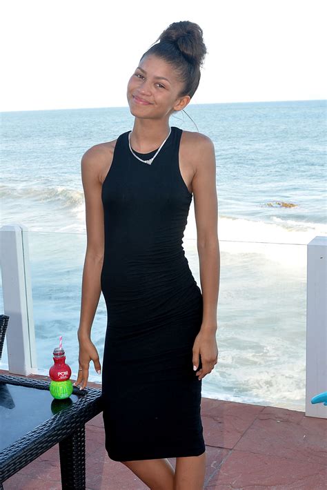 The Ultimate Guide to Zendaya Bathing Suits: Style, Comfort, and Confidence