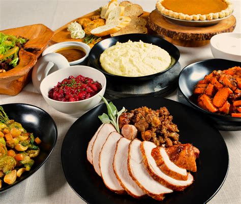 The Ultimate Guide to a Catered Thanksgiving Dinner: Elevate Your Feast with Ease