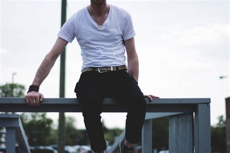 The Ultimate Guide to the Essential White T-Shirt for Men: A Timeless Staple for Every Wardrobe