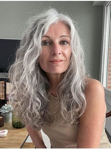 The Ultimate Long Wavy Grey 16" Lace Wigs Buying Guide