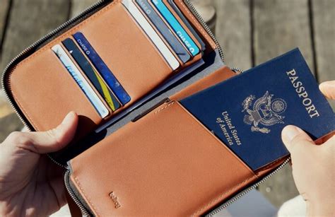 The Ultimate Travel Wallet for Men: A Comprehensive Guide