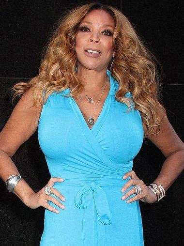 The Unparalleled Allure of Wendy Williams 20" Wavy Long Synthetic