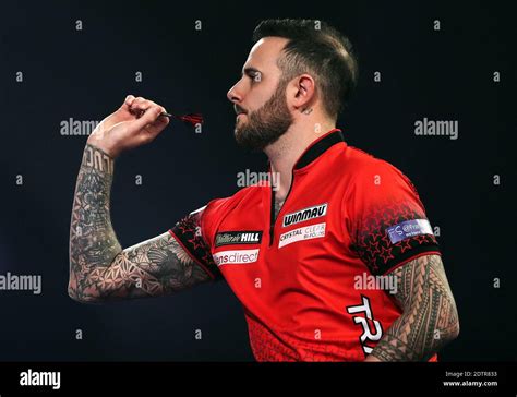 The Unstoppable Rise of Joe Cullen: A Diamond in the World of Darts